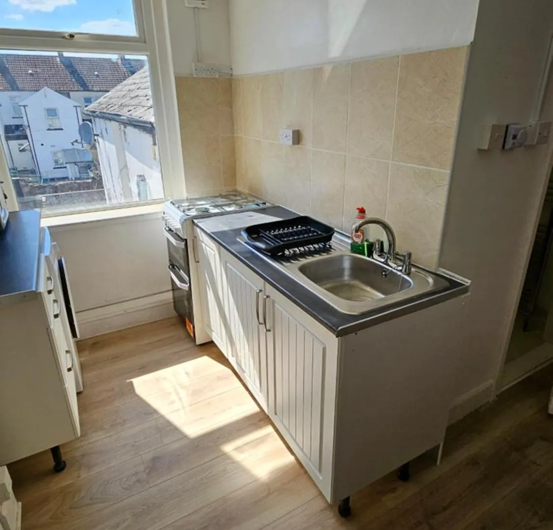 Entire 2 Bedroom Apartment City Centre & Stadium Cardiff